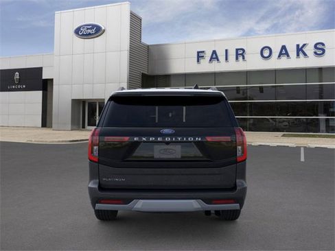 New 2025 Ford Expedition Platinum w/ Platinum Ultimate Package image 5