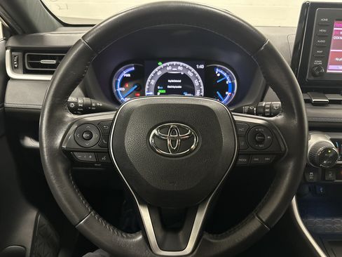 Used 2021 Toyota RAV4 XSE AWD/4WD image 15