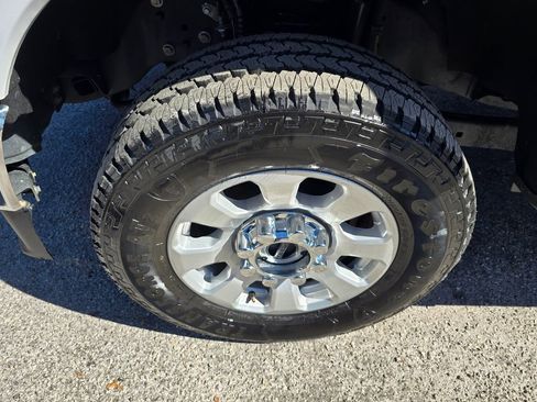 Used 2024 Ford F250 XLT image 10