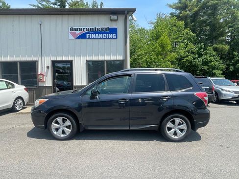 Used 2015 Subaru Forester 2.5i Premium w/ All-Weather Package AWD/4WD image 7