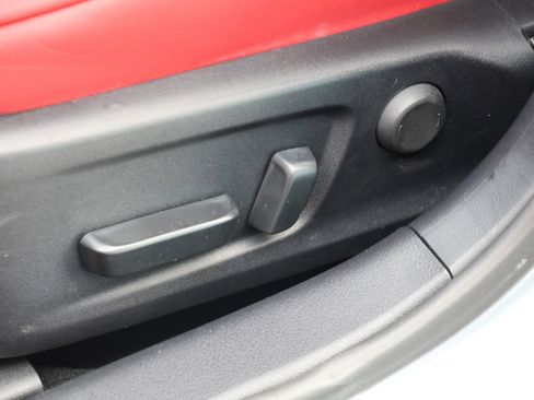 Certified 2025 Lexus IS 350 F Sport image 32