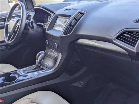 Used 2017 Ford Edge SEL w/ Equipment Group 201A AWD/4WD image 20