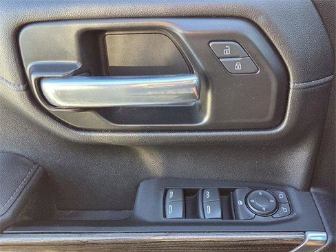 Used 2021 Chevrolet Silverado 1500 RST w/ Z71 Off-Road Package image 17