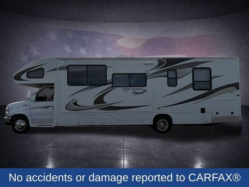 Used 2013 Ford E-450 and Econoline 450 Super Duty w/ Motorhome Prep Pkg RWD image 2