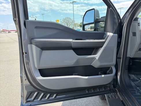 New 2026 Ford F250 XLT w/ Tremor Off-Road Package image 12