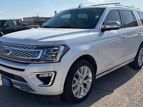 Used 2019 Ford Expedition Platinum image 5