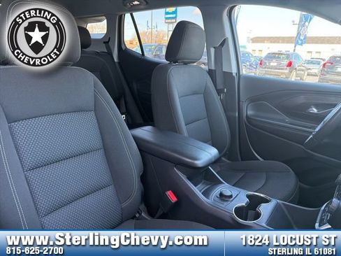 Used 2024 GMC Terrain SLE FWD image 20