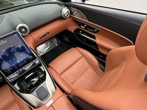Certified 2022 Mercedes-Benz SL 55 AMG 4MATIC w/ Driver Assistance Package image 14