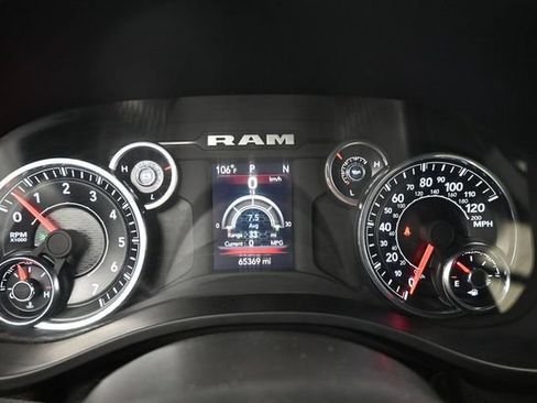 Used 2024 RAM 1500 Big Horn AWD/4WD image 5