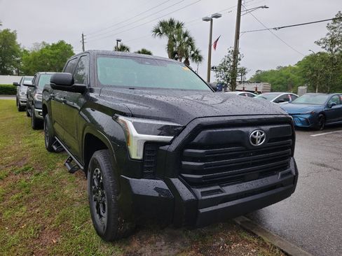 Used 2022 Toyota Tundra SR w/ SR Tow Package image 29