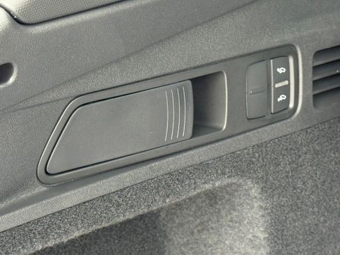 New 2025 Audi SQ5 Premium Plus image 58