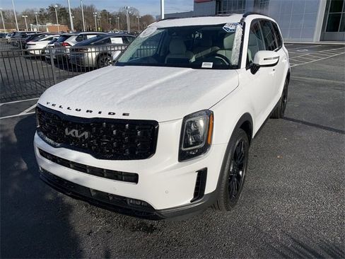 Used 2022 Kia Telluride SX w/ Nightfall Edition Package image 4