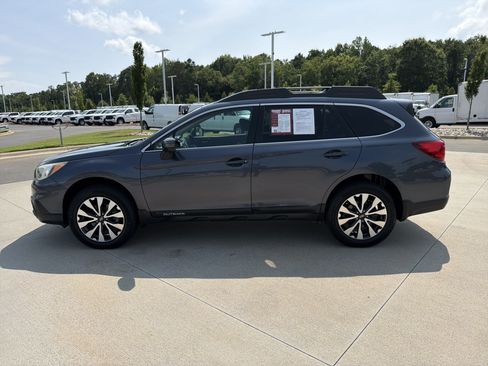 Used 2016 Subaru Outback 2.5i Limited AWD/4WD image 26