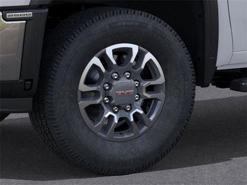 New 2025 GMC Sierra 2500 SLE w/ SLE Value Package; image 9