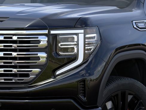 New 2026 GMC Sierra 1500 Denali w/ Denali Reserve Package AWD/4WD image 10