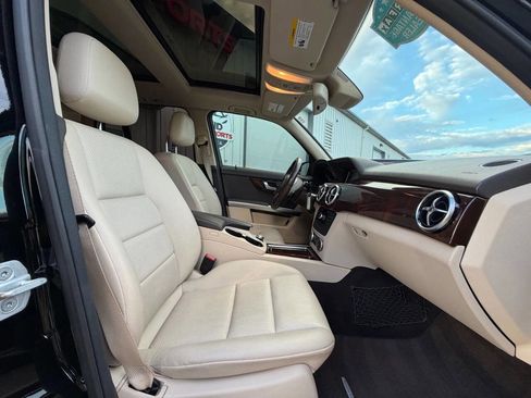 Used 2015 Mercedes-Benz GLK 250 GLK 250 BlueTEC AWD 4MATIC 4dr image 11