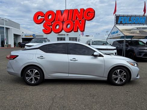 Used 2023 Nissan Sentra SV FWD image 2