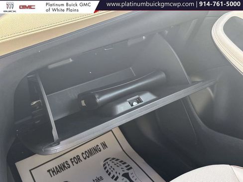 Used 2024 Buick Encore GX Avenir image 31