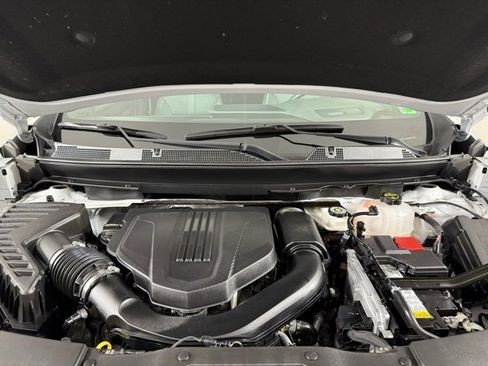 Used 2024 GMC Acadia AT4 w/ LPO, Floor Liner Package image 26