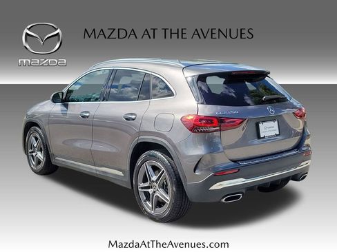 Used 2023 Mercedes-Benz GLA 250 4MATIC w/ AMG Line Exterior image 5