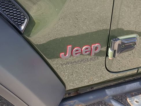 Certified 2021 Jeep Wrangler Unlimited Rubicon image 12