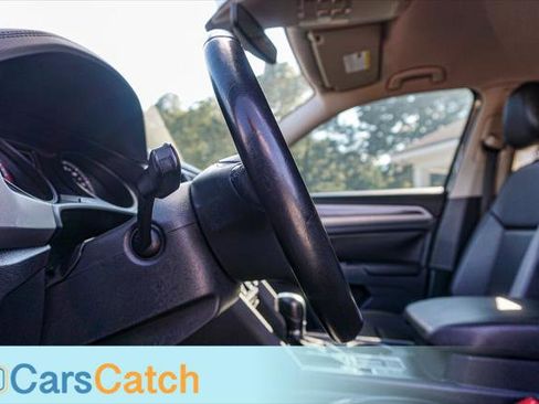 Used 2019 Volkswagen Atlas SE w/ Towing Package image 33