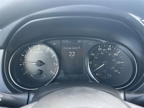 Used 2020 Nissan Rogue Sport SV image 13