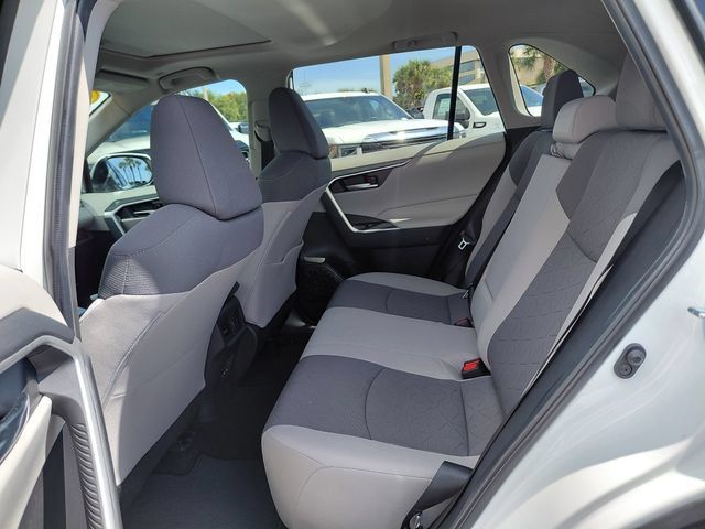 Used 2023 Toyota RAV4 XLE w/ Convenience Package AWD/4WD image 15