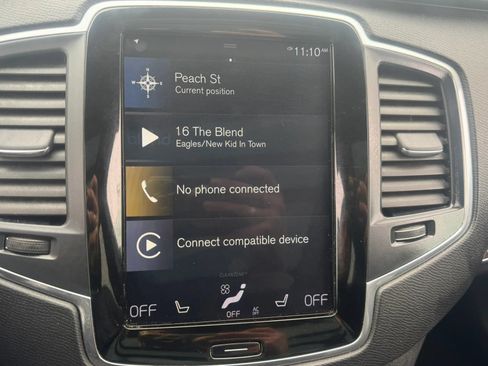 Used 2019 Volvo XC90 T5 Momentum w/ Multimedia Package AWD/4WD image 24