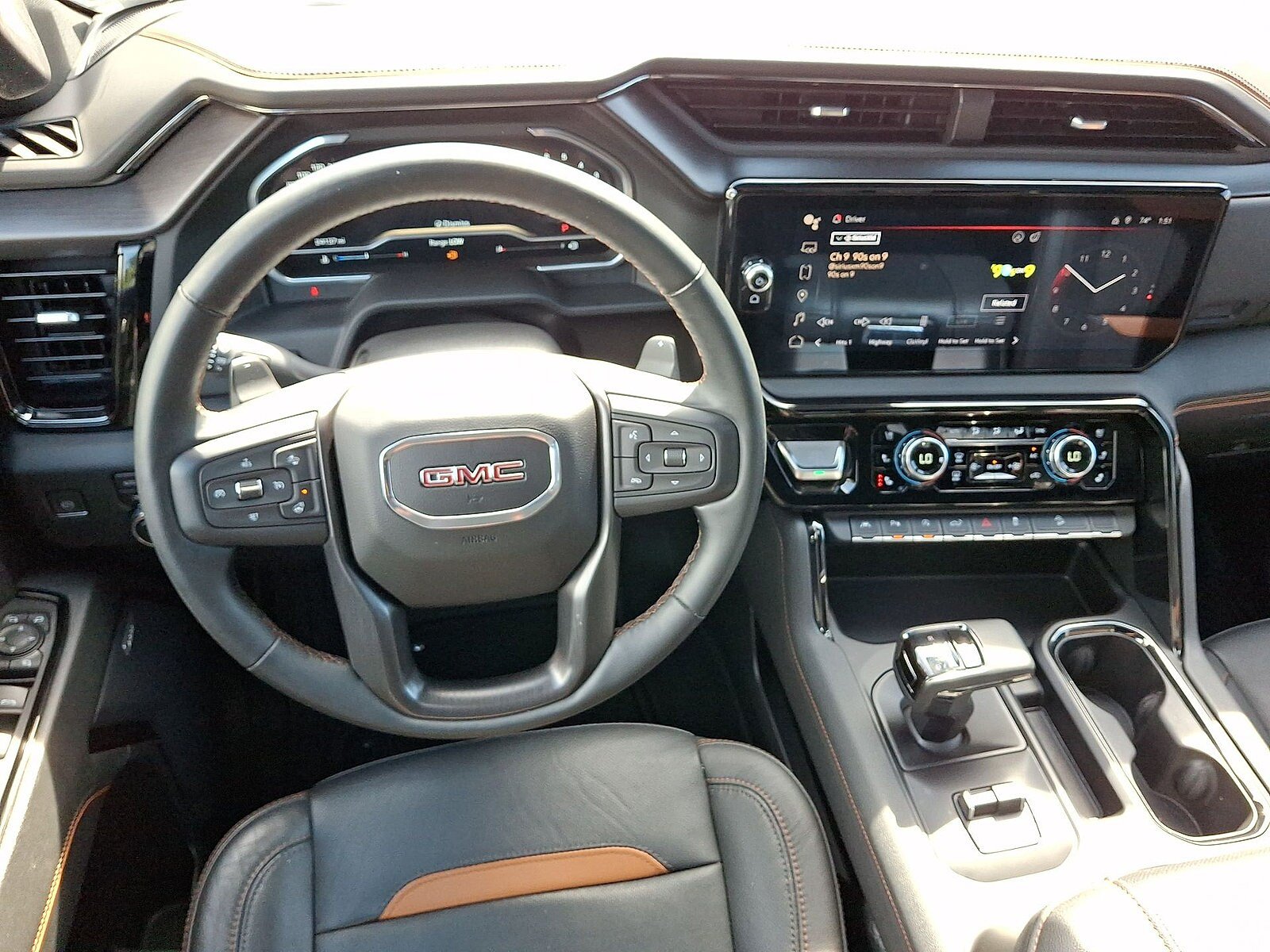 Used 2023 GMC Sierra 1500 AT4 w/ AT4 Premium Package AWD/4WD image 21
