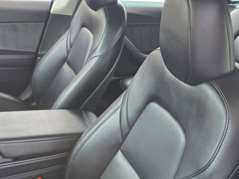 Used 2023 Tesla Model 3 Standard Range image 21