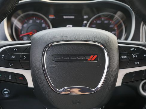 Used 2015 Dodge Charger SXT w/ AWD Plus Group image 25