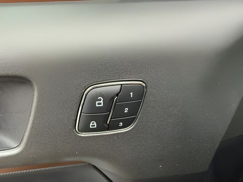 Certified 2025 Ford Bronco Sport Outer Banks w/ Outer Banks Tech Package+ AWD/4WD image 24