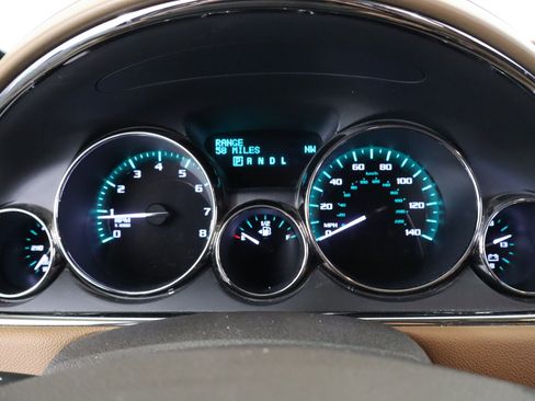 Used 2016 Buick Enclave Leather FWD image 18
