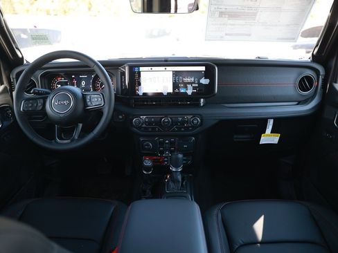 New 2026 Jeep Wrangler Unlimited Rubicon AWD/4WD image 24