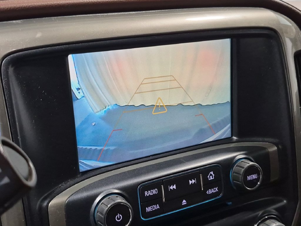 Used 2018 Chevrolet Silverado 1500 High Country AWD/4WD image 39