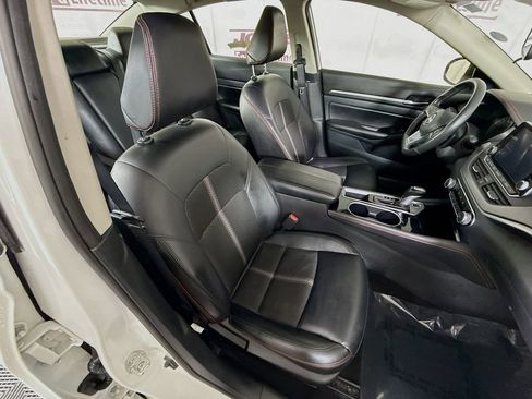 Certified 2024 Nissan Altima 2.5 SR FWD image 29