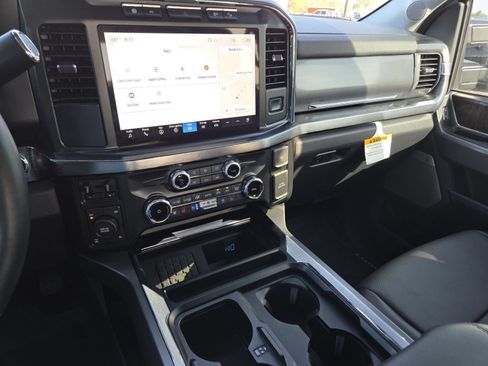 Used 2024 Ford F250 Lariat w/ Chrome Package AWD/4WD image 36