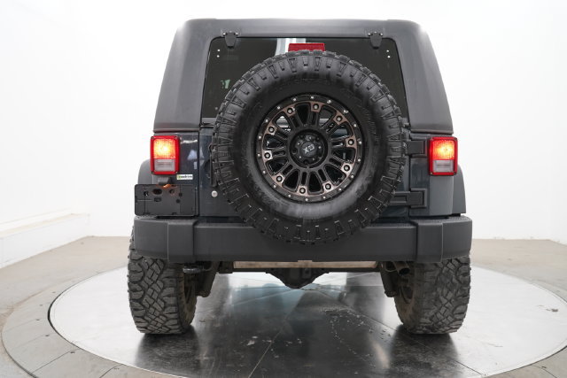 Used 2018 Jeep Wrangler Sport w/ Connectivity Group AWD/4WD image 6