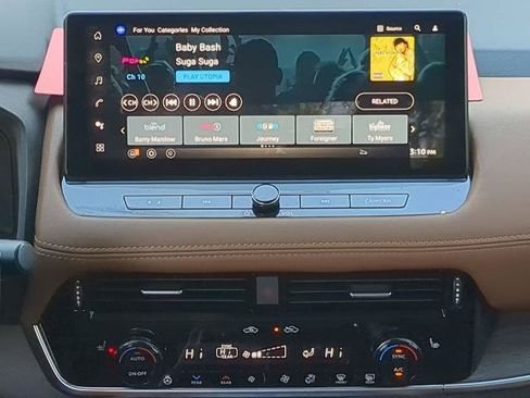 Certified 2024 Nissan Rogue Platinum w/ Platinum Premium Package AWD/4WD image 17