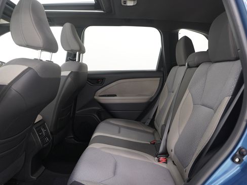 Used 2025 Subaru Forester Premium AWD/4WD image 19