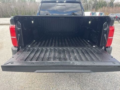Used 2024 Toyota Tacoma TRD Sport w/ TRD Sport Upgrade Package AWD/4WD image 5