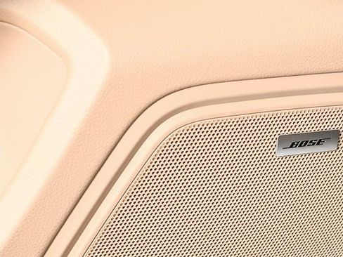 Certified 2026 Porsche Macan image 7