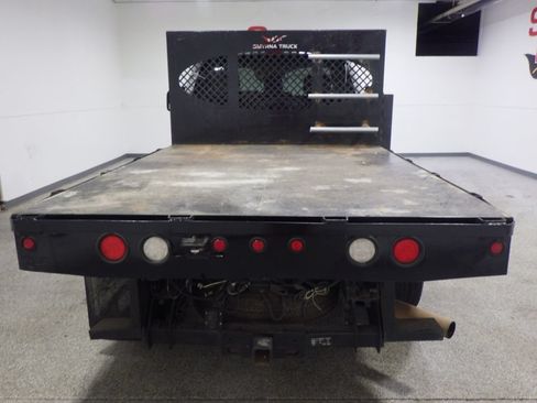 Used 2021 Ford F250 XL w/ Power Equipment Group RWD image 3