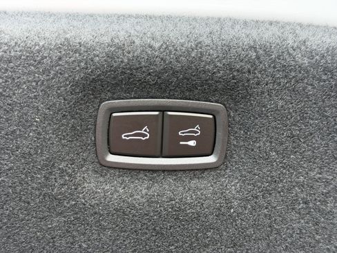 New 2026 Porsche Taycan AWD/4WD image 15