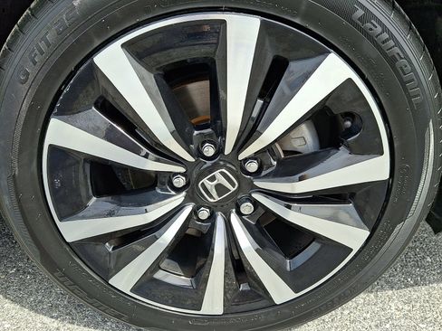 Certified 2023 Honda Civic EX image 8