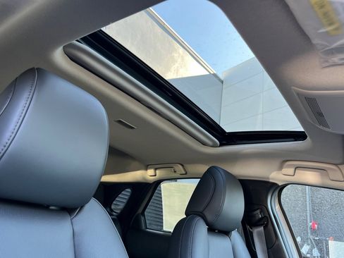 Used 2025 MAZDA CX-30 2.5 Turbo w/ Premium Package image 19