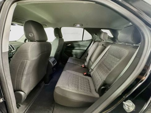 Used 2024 Chevrolet Equinox LT FWD image 24