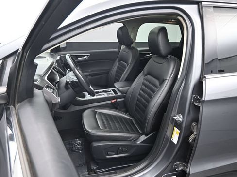 Used 2021 Ford Edge SEL w/ Convenience Package AWD/4WD image 22