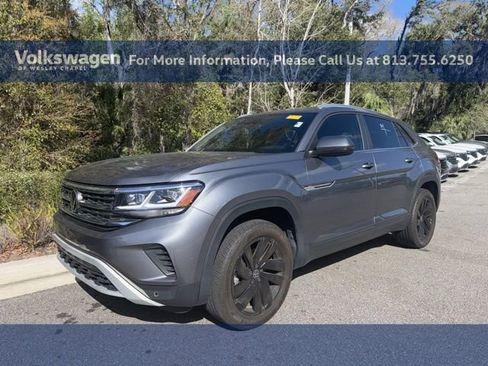 Used 2023 Volkswagen Atlas Cross Sport SE w/ Black Wheel Package image 1